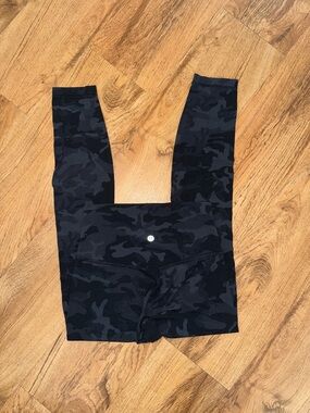 EUC Lululemon Leggings